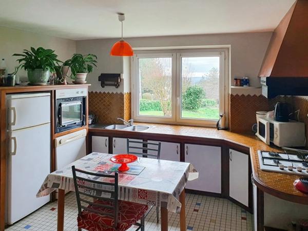 Dpt Pyrénées Atlantiques (64), à vendre PROCHE ARZACQ - MALAUSSANNE maison P6 177 m², 1 appartement de 60 m² sur un terrain de 8 243 m²