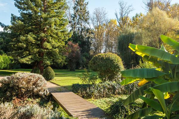 Moulin du XVe Siècle Réinventé aux Portes de Poitiers