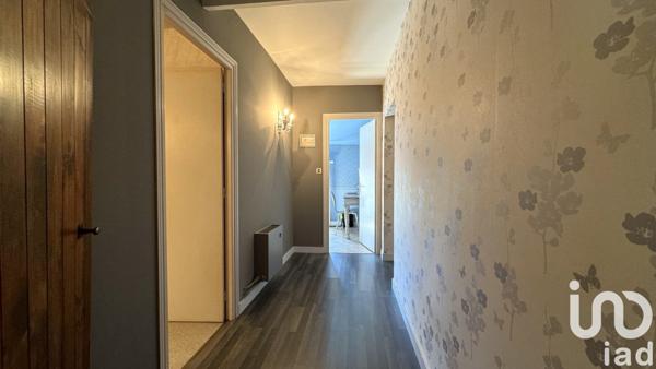 Longère 6 pièces de 169 m² à Sérigné (85200)