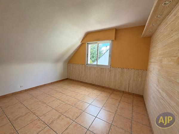 Maison à vendre Sautron - 6 pièces, 154m² avec 4 chambre(s) à 430 000€ - AJP Immobilier Sautron
