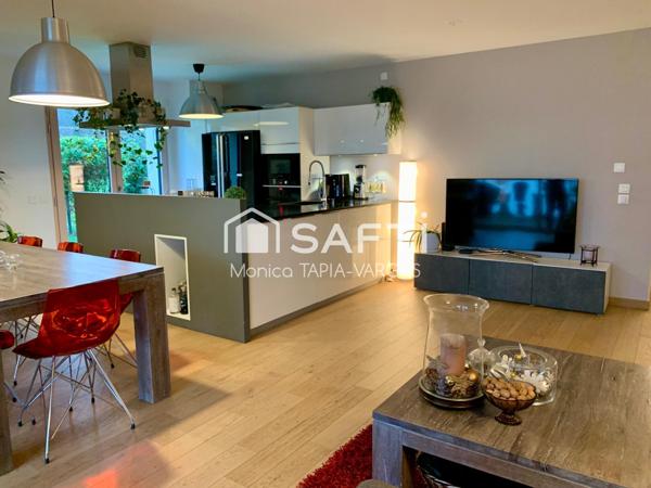 Appartement 4 pièces avec Jardin, Terrasse et Garage double - Divonne-les-Bains