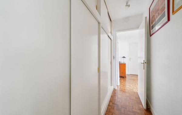 Vente Appartement P2 parking en sus du prix rénové(e) Paris 16ème   