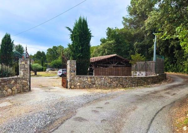 Maison en pierre 4 pièces 112 m2 à vendre, LORGUES