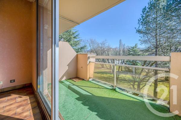 Appartement F3 à vendre  3 pièces - 102 m2 RUMILLY - 74