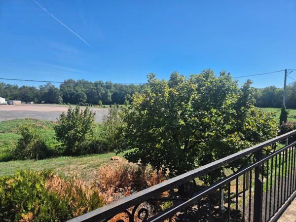 Vente                                                      Maison
                        
                     5 pièces                      160 m2                     à Objat
