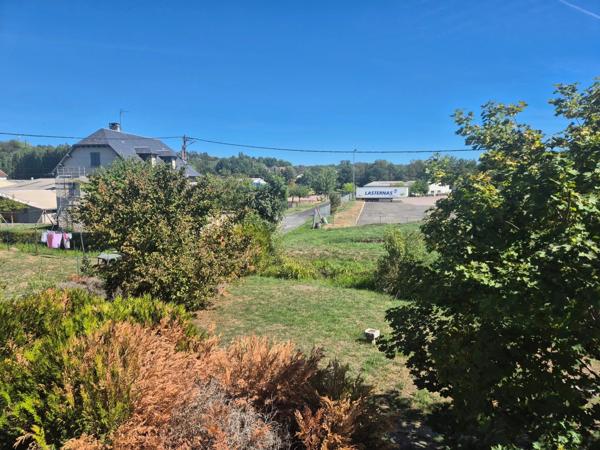 Vente                                                      Maison
                        
                     5 pièces                      160 m2                     à Objat