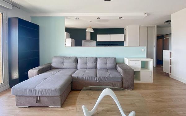 Appartement à louer    3 pièces • 64,27 m2 Lyon 8