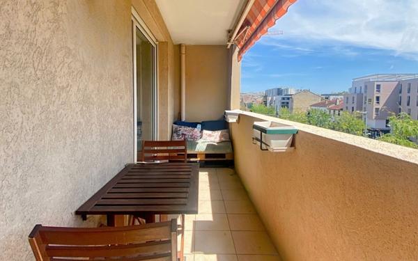 Appartement à louer    3 pièces • 64,27 m2 Lyon 8