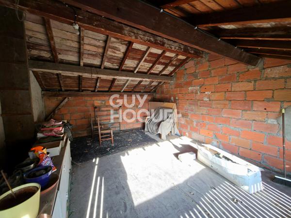 Maison avec bureaux indépendants, garage et dépendance - Idéal pro/perso