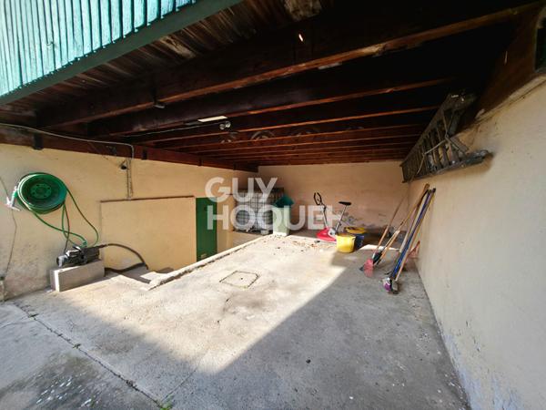 Maison avec bureaux indépendants, garage et dépendance - Idéal pro/perso