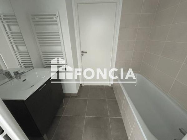 Location Appartement 4 pièces 83.5 m² - RESIDENCE ALBA - APT 201 - 72 RUE MARGUERITE YOURCENAR Mauguio 34130