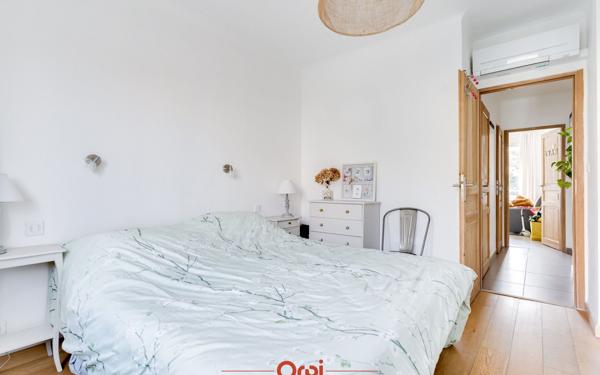 Appartement à vendre    3 pièces •  Marseille 7