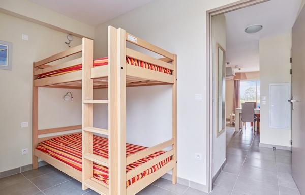 INVESTISSEMENT LOCATIF – SALLELES D’AUDE – Résidence de tourisme Odalys Vacances Côté Canal – 8.22% de rentabilité