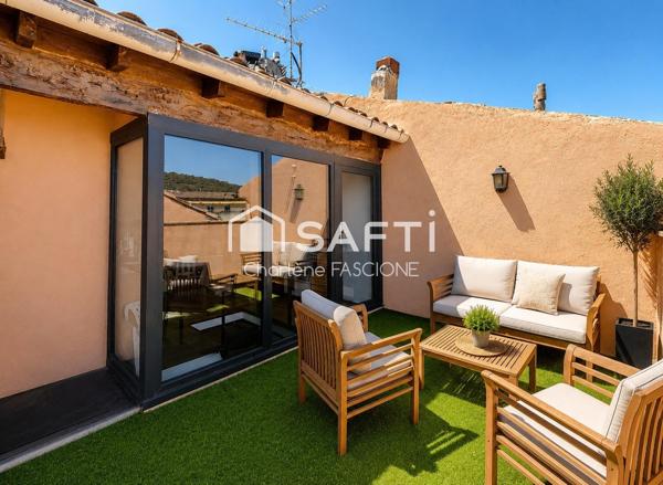 Charmante maison de village avec terrasse tropézienne au cœur de Lorgues