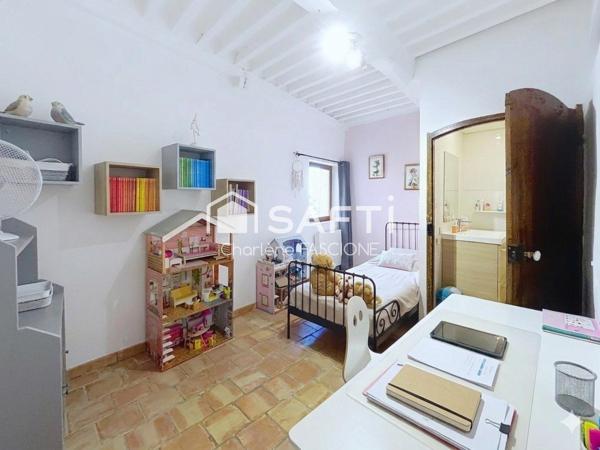 Charmante maison de village avec terrasse tropézienne au cœur de Lorgues