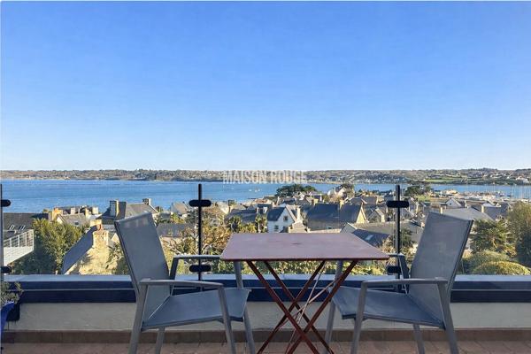Maison avec vue mer panoramique, à pied du centre de Perros-Guirec