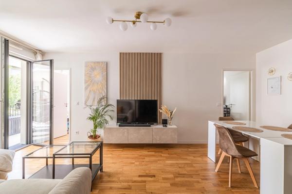 3 pièces avec balcon et jardin privatif de 89 m2, dans une copropriété récente