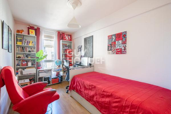 Quartier Antigone - Appartement F6 de 106 m² + PARKING + CAVE