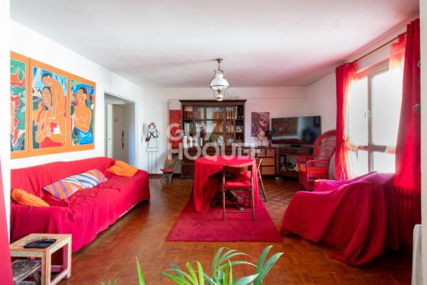 Quartier Antigone - Appartement F6 de 106 m² + PARKING + CAVE