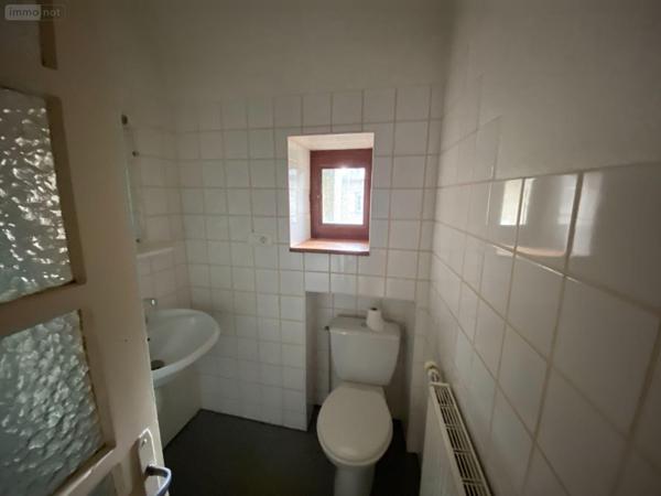 Maison de ville à vendre à Mauriac dans le Cantal (15200), ref : 15060/1125