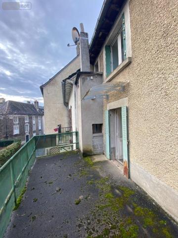 Maison de ville à vendre à Mauriac dans le Cantal (15200), ref : 15060/1125