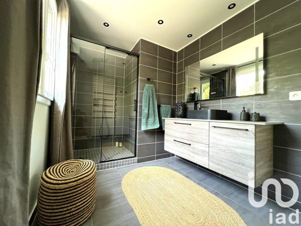 Maison à vendre 6 pièces 171 m² Épône