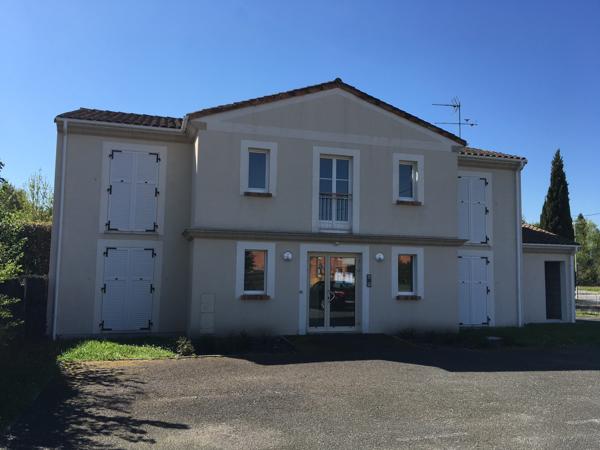 Appartement
                                                                                                                                                                                                                                                                                                                        2 pièce(s)                                                                                                                                                                                                          1 chambre(s)                                                                                                                                                                                                          45  m²