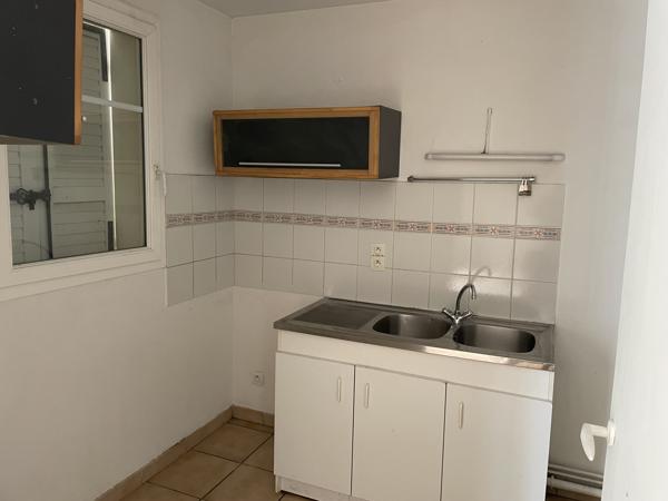 Appartement
                                                                                                                                                                                                                                                                                                                        2 pièce(s)                                                                                                                                                                                                          1 chambre(s)                                                                                                                                                                                                          45  m²