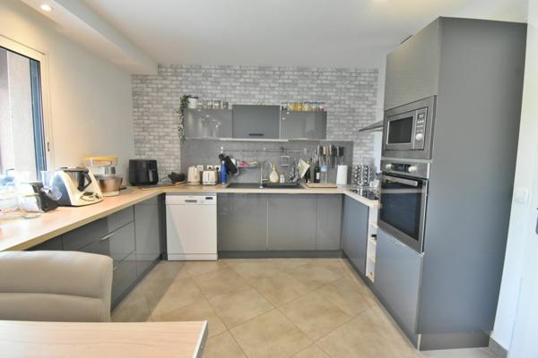 Maison à vendre    4 pièces •  Loriol-sur-Drôme