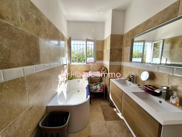 Maison à vendre 5 pièces de 178 m²