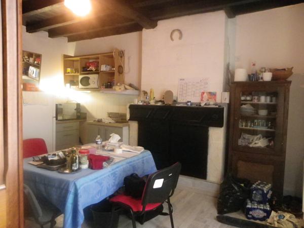MAISON DE VILLE F2 41.6M² PLEIN CENTRE VILLE CHÂTELLERAULT Réf 2673