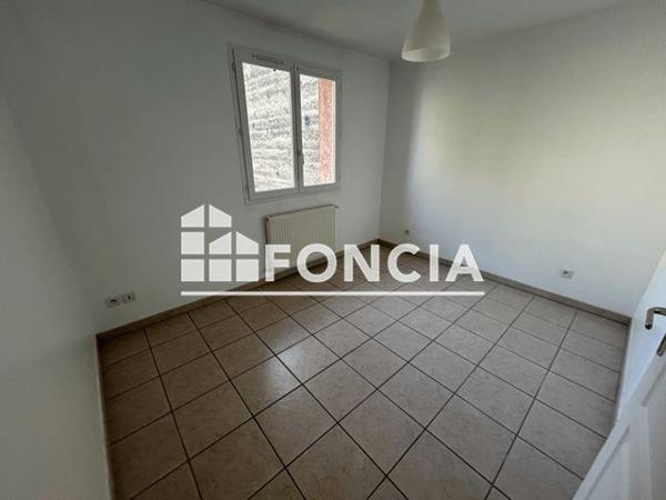 Location Appartement 3 pièces 54.4 m² - 10/12 BOULEVARD DES ALPES Vienne 38200