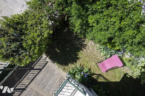 Maison familiale (future ligne Grand Paris) – rue calme et privatisée.