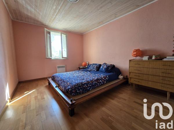 Maison de village 4 pièces de 130 m² à Villeneuve-les-Corbières (11360)