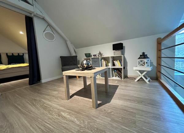 Maison à louer    4 pièces •  Mer