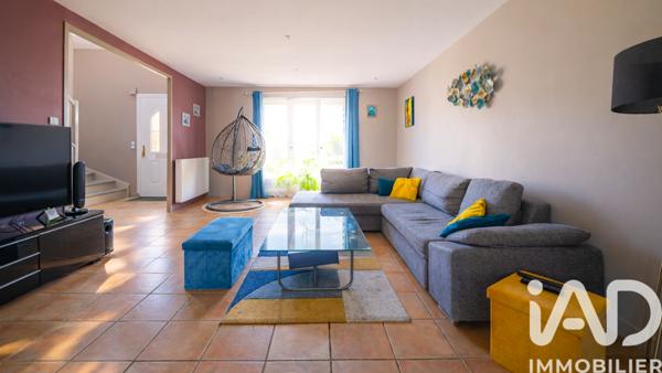 Maison à vendre 6 pièces 157 m² Saint-Saturnin