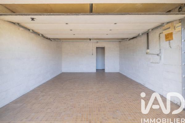 Maison à vendre 6 pièces 157 m² Saint-Saturnin