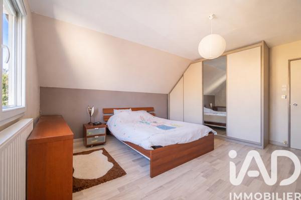 Maison à vendre 6 pièces 157 m² Saint-Saturnin