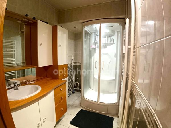 Appartement à vendre 2 pièces, balcon et garage sur ARRAS centre.