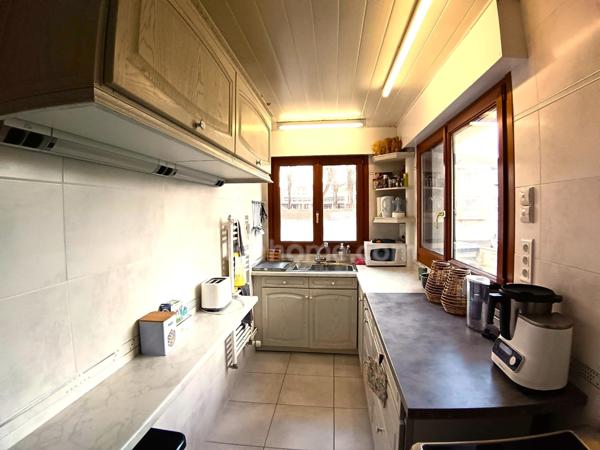 Appartement à vendre 2 pièces, balcon et garage sur ARRAS centre.