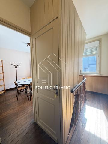 Maison 8 pièce(s) 2 chambre(s) 86 m²