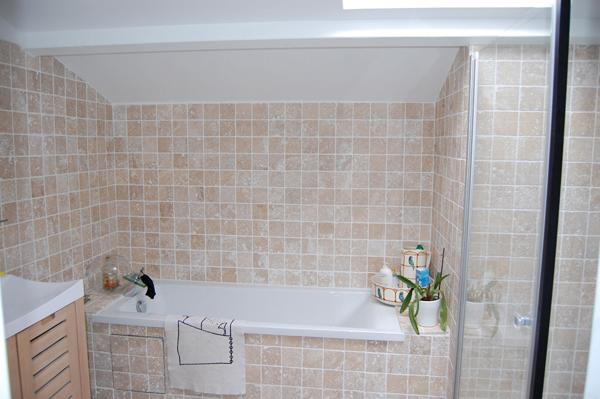 A LOUER MAISON MEUBLEE MARSILLY