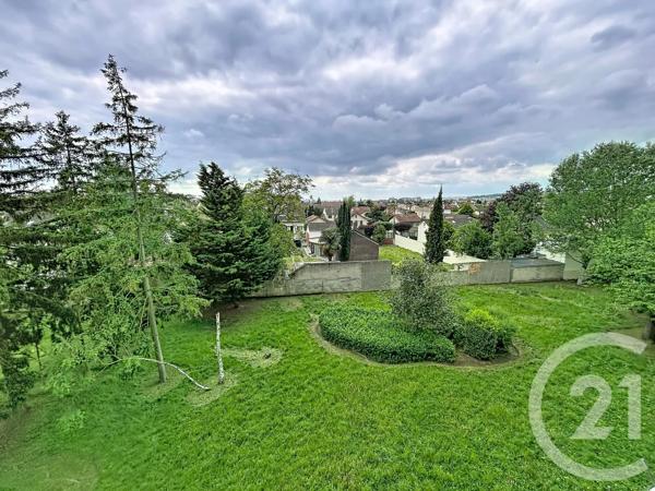 Appartement F4 à vendre  4 pièces - 92 m 2   GARGES LES GONESSE  - 95