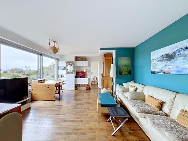 Appartement
         2 pièces
        - 58 m² Exclusivité 199 000 € *
