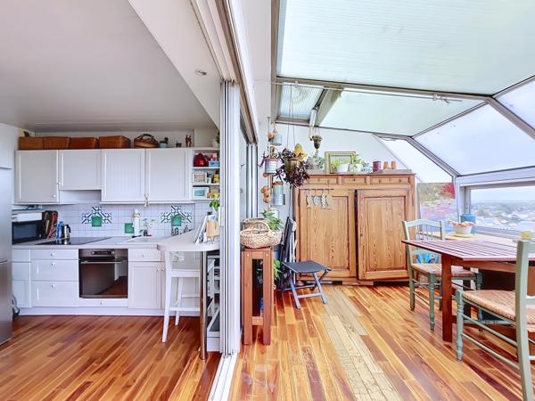 Appartement
         2 pièces
        - 58 m² Exclusivité 199 000 € *