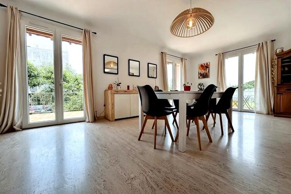 Sorgues (84700) Maison Sorgues 7 pièce(s) 180 m2