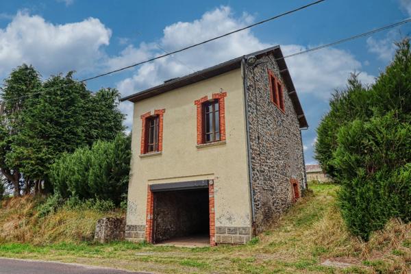 Maison en pierre 3 pièces avec vue dégagée à petit prix à Messeix, Puy-de-Dôme