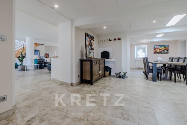 Domaine de prestige de 560 m² habitables – 50 hectares – 5 suites parentales – Piscine – Dépendances