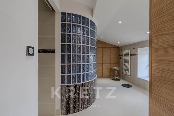 Domaine de prestige de 560 m² habitables – 50 hectares – 5 suites parentales – Piscine – Dépendances