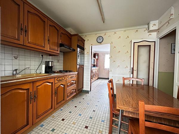 Maison familiale à Saint-Marc-sur-Mer -4 chambres + bureau -140m² - Terrain de 727 m²